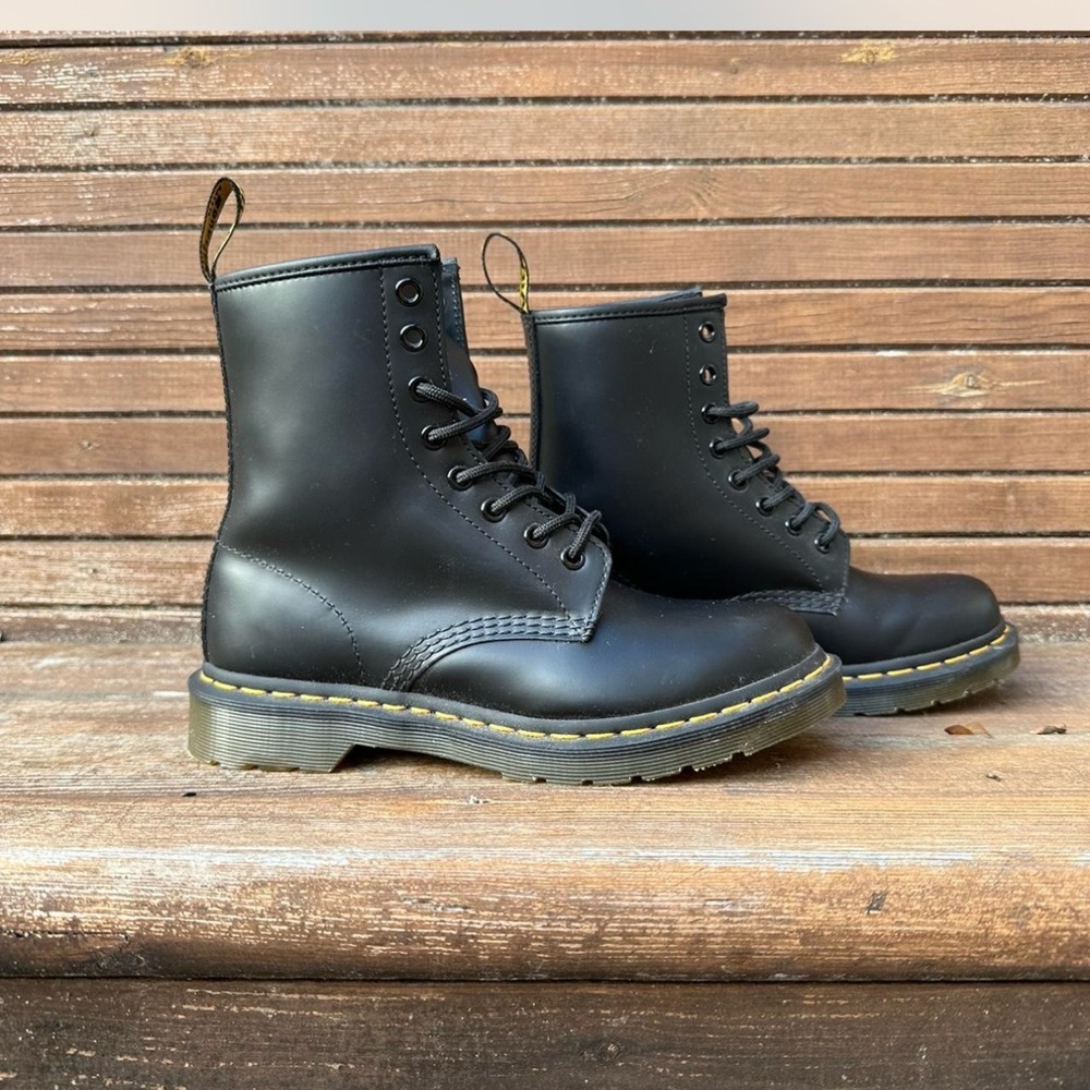 Dr. Martens 1460 Women's Original Smooth Leather Lace Up Boots - Black, Size 7